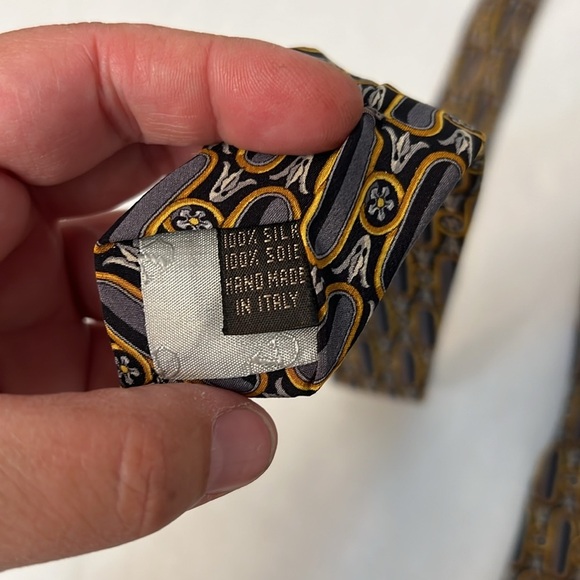 VALENTINO CRAVATTE MENS NECK TIE - Picture 4 of 13